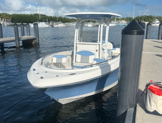 “BOOK WITH US AND GET UP TO ONE HOUR FREE” 2023 ROBALO 22 FT.